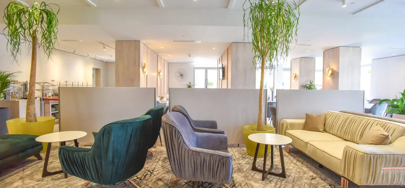 Lobby view of Hotel La Mer Budva, Petrovac